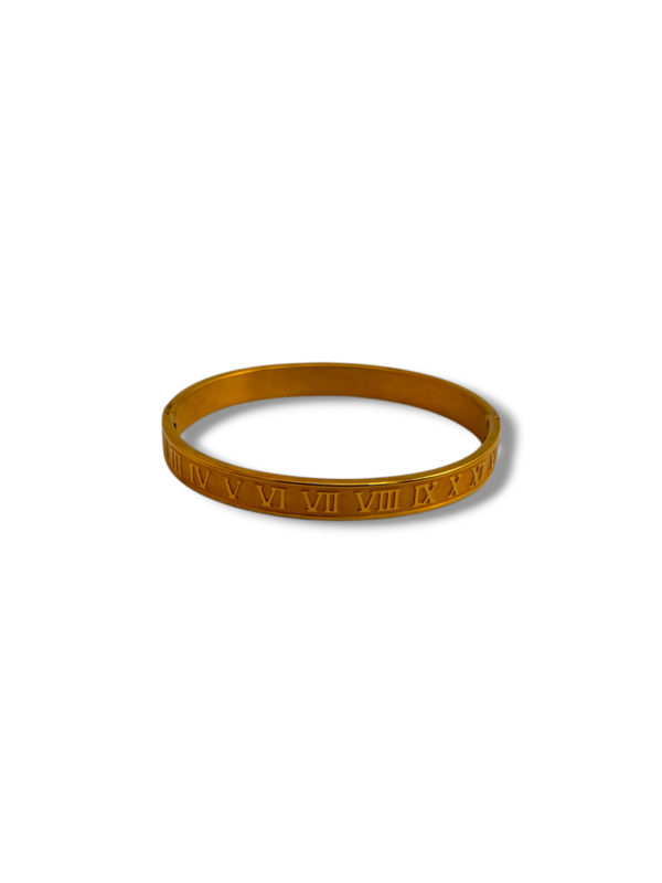 Gold Roman Numeral Bracelet